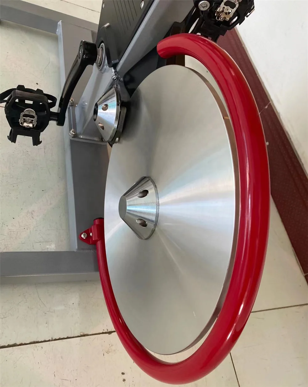 New Trend Commercial Gym Equipment Indoor Cycling Fitness Club Spinning Flywheel Spin Bike for Cardio Exercise - Image 6